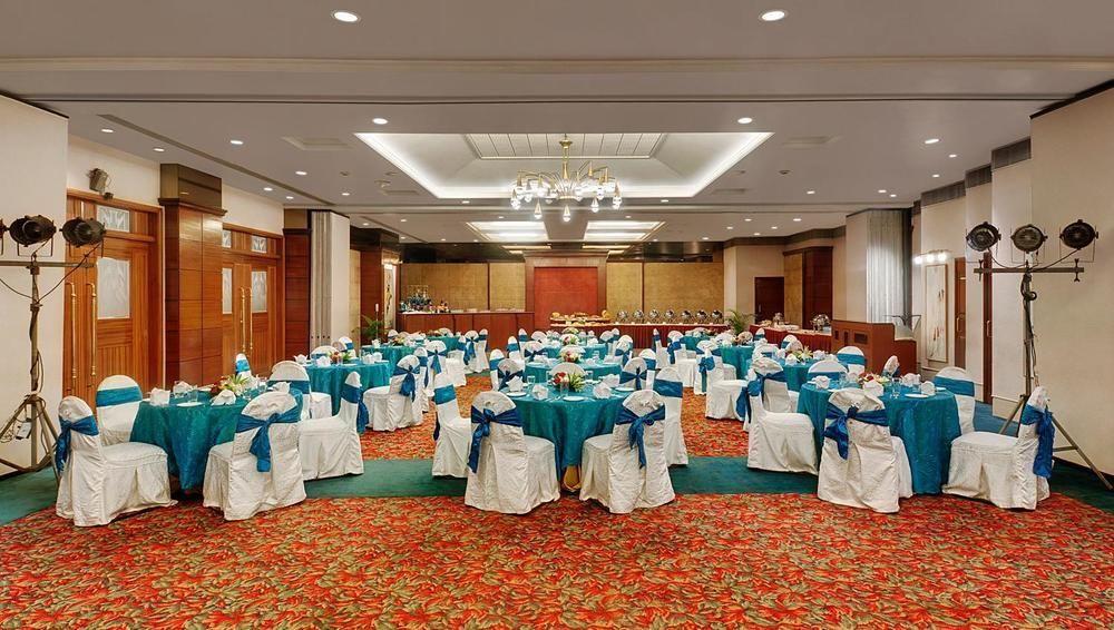 Hotel Kohinoor Continental,Airport Мумбаї Екстер'єр фото