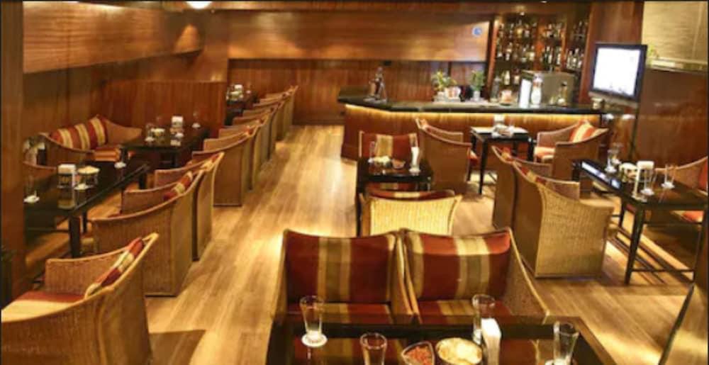 Hotel Kohinoor Continental,Airport Мумбаї Екстер'єр фото