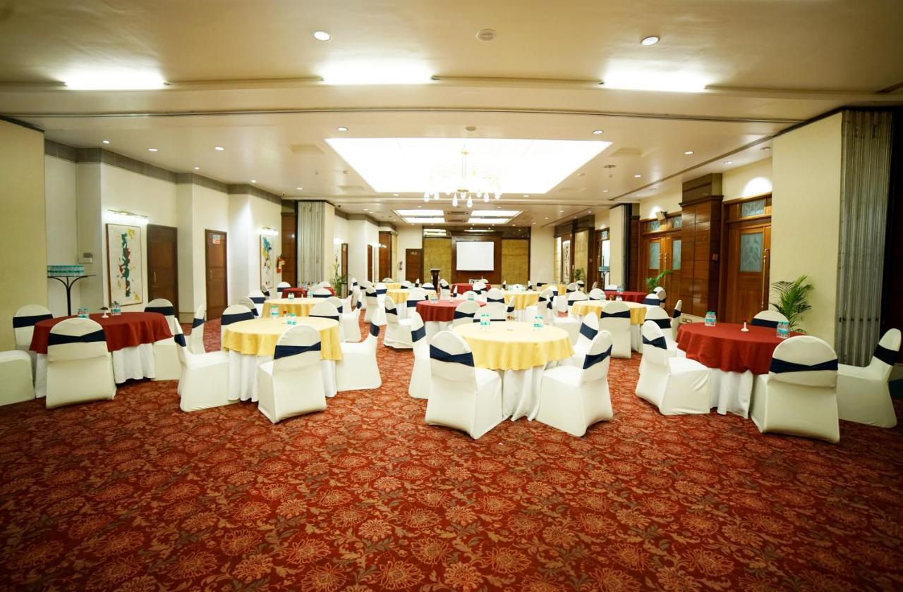 Hotel Kohinoor Continental,Airport Мумбаї Екстер'єр фото
