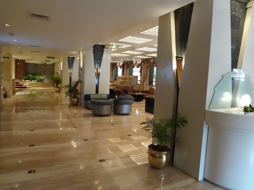 Hotel Kohinoor Continental,Airport Мумбаї Екстер'єр фото
