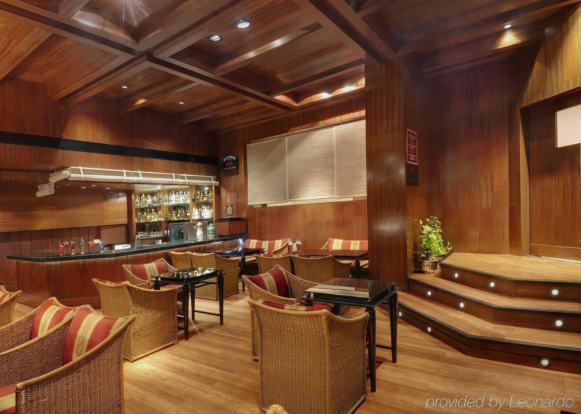 Hotel Kohinoor Continental,Airport Мумбаї Екстер'єр фото